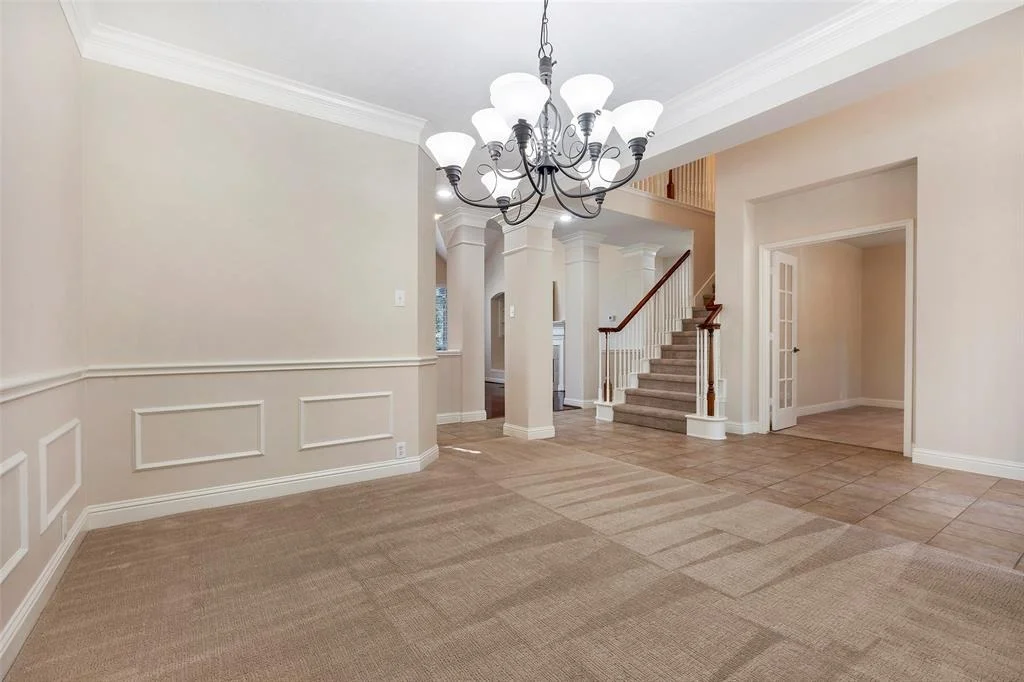 Photo of 83 N Greenvine Circle