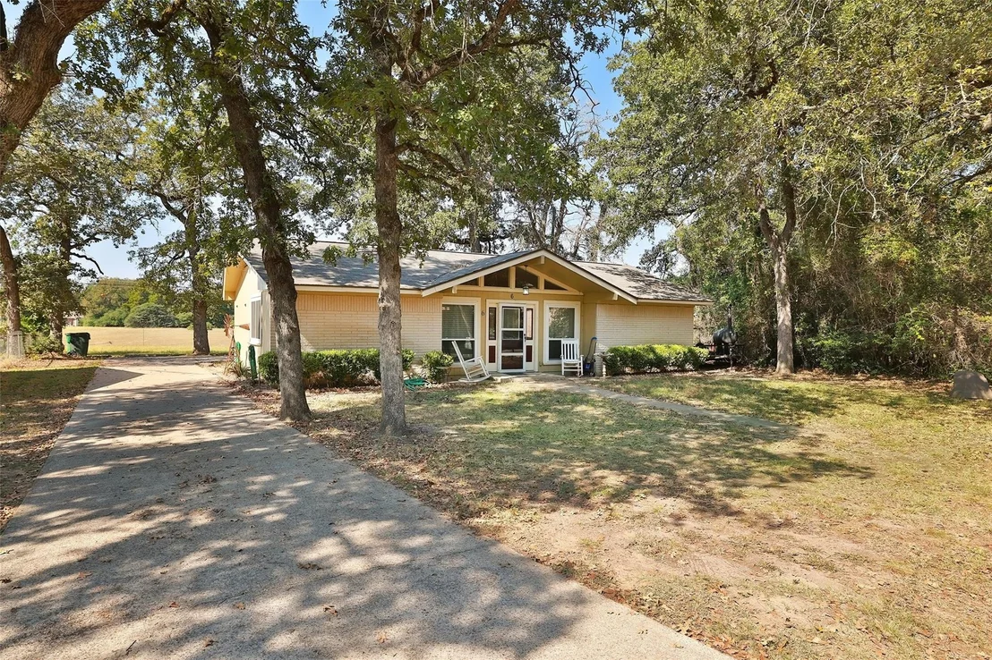Photo of 6 Acapulco Lane