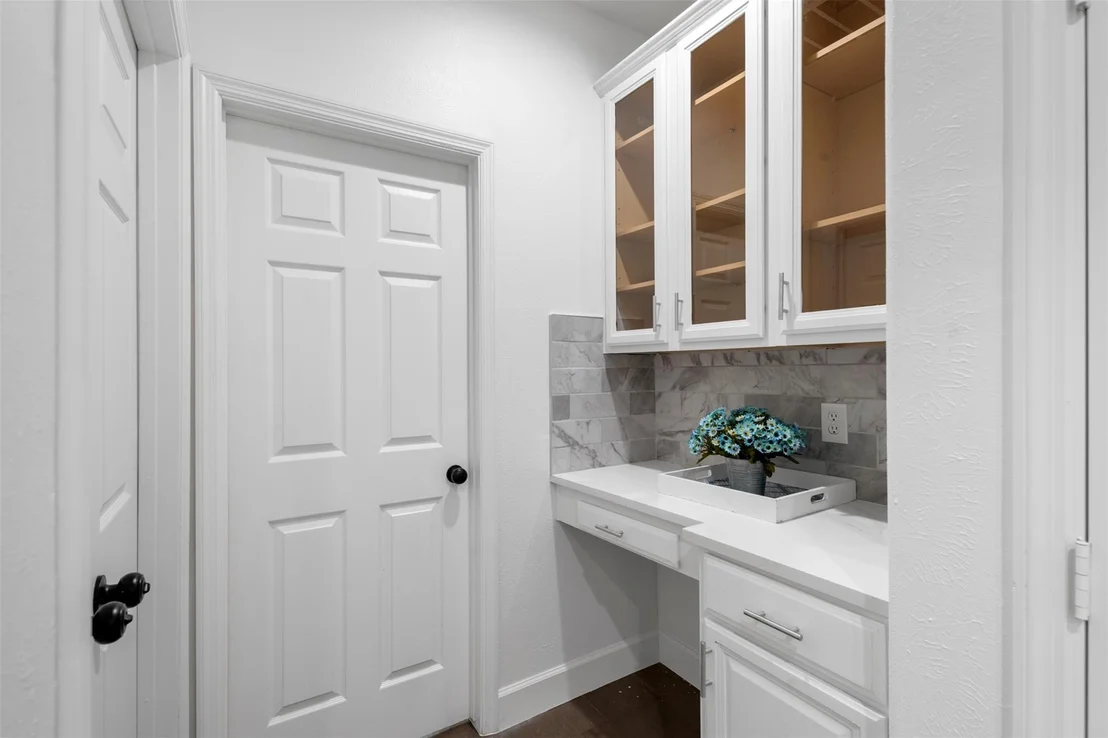 Photo of 55 Terraglen Dr