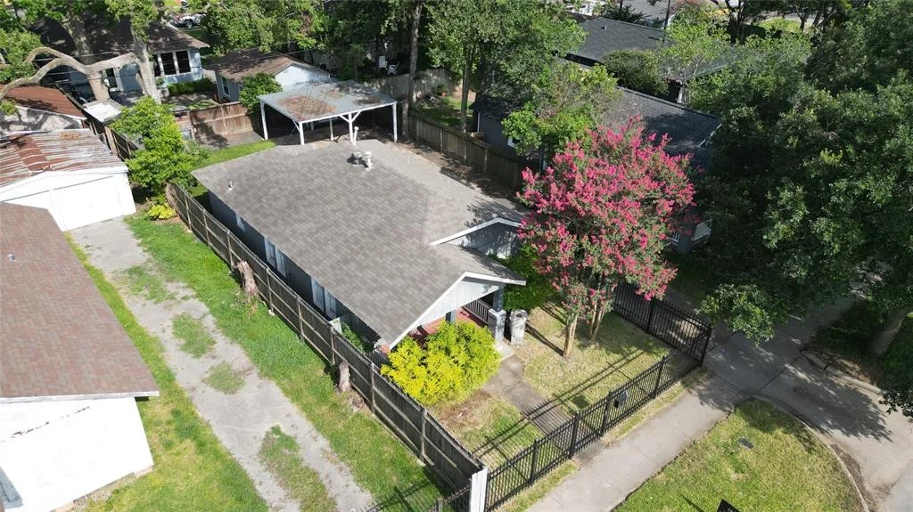 Photo of 1218 Studewood Street