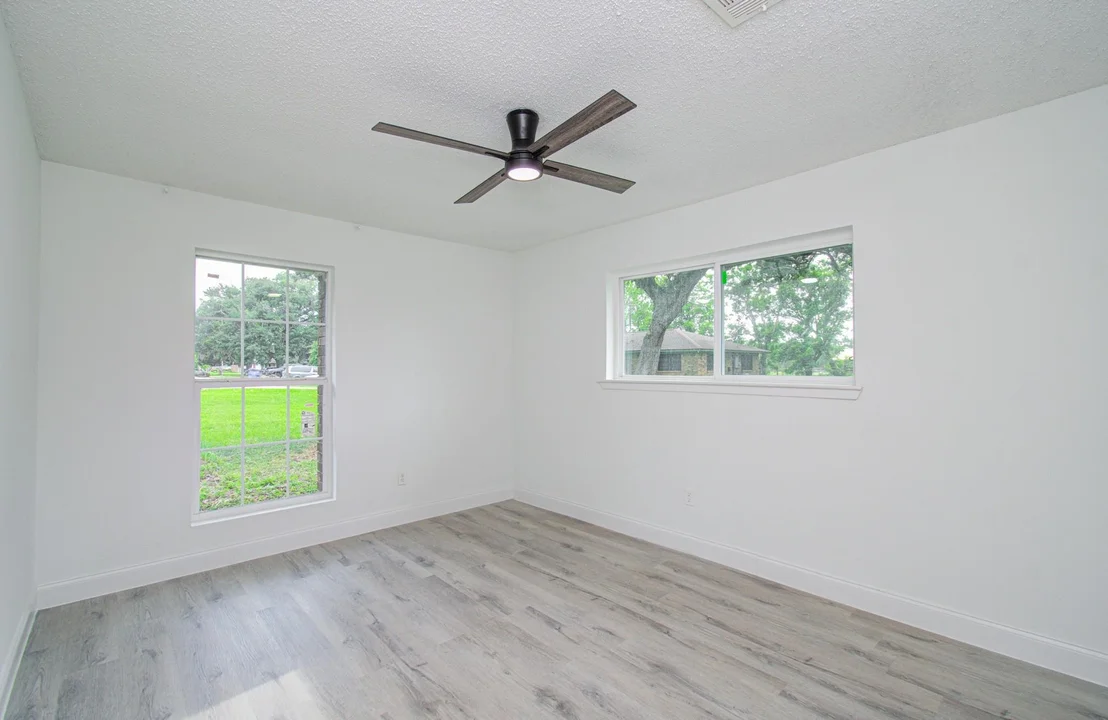 Photo of 114 Swiss Lane