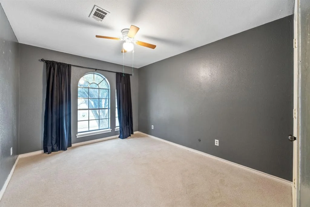 Photo of 942 Montview Drive
