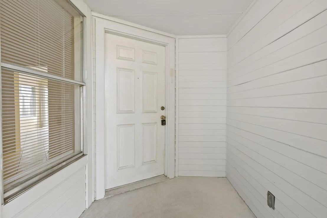 Photo of 4211 Hirschfield Road