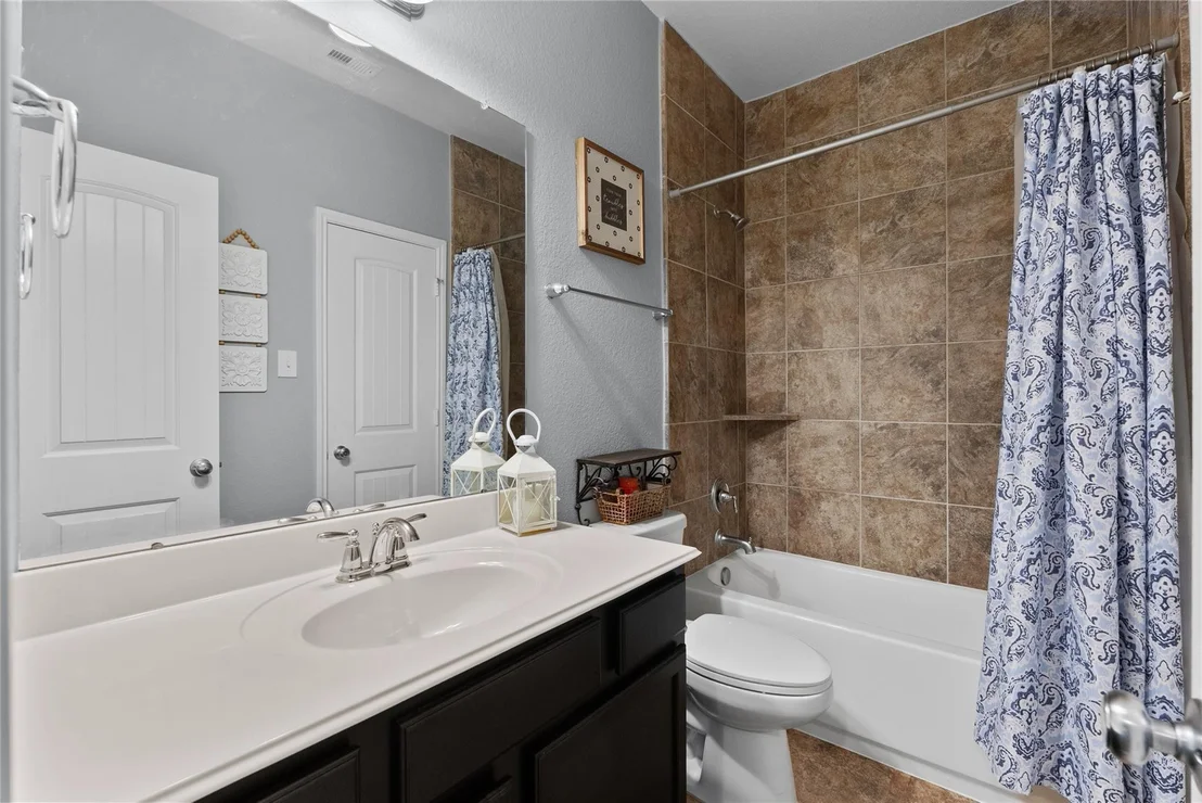 Photo of 4224 Walnut Bend Drive