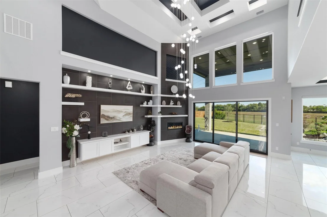 Photo of 13702 Martingale Pointe Drive