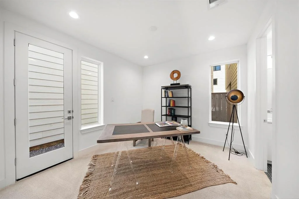 Photo of 2621 Jackson Street