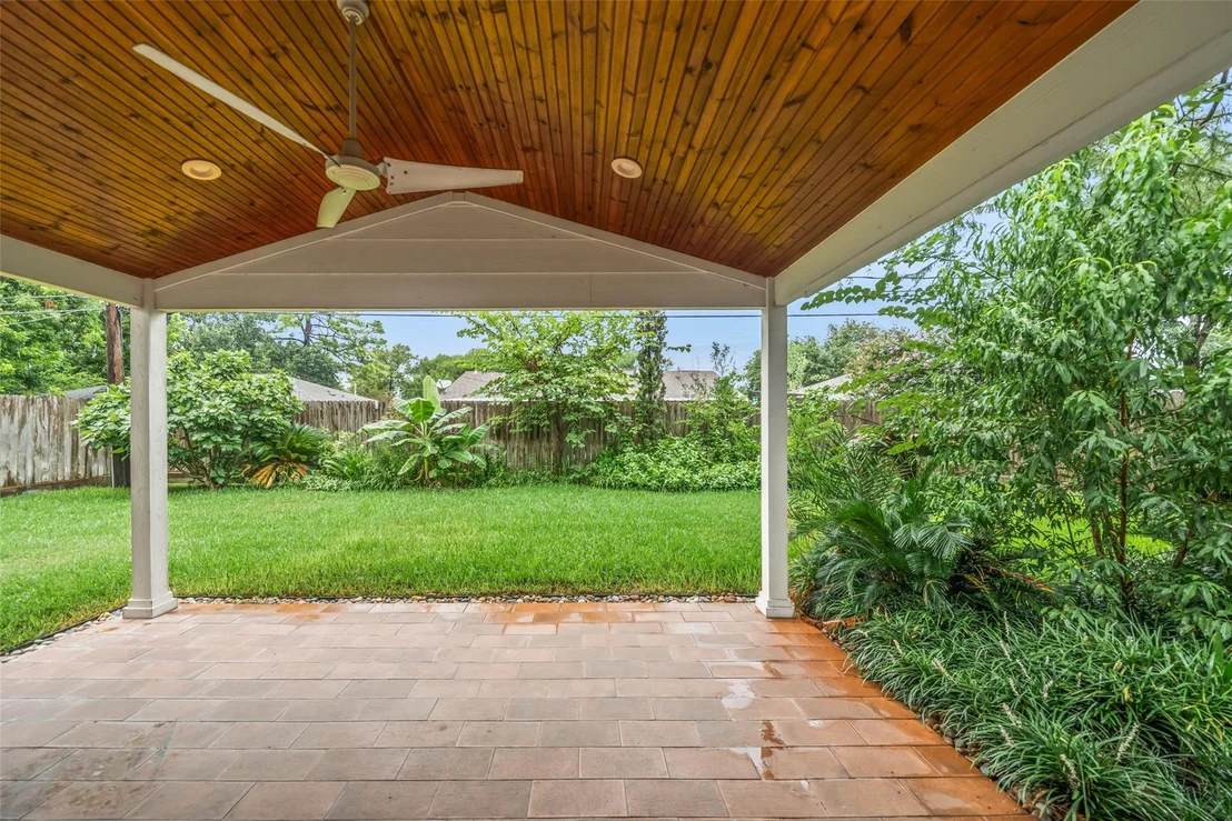 Photo of 6918 Pine Grove Drive