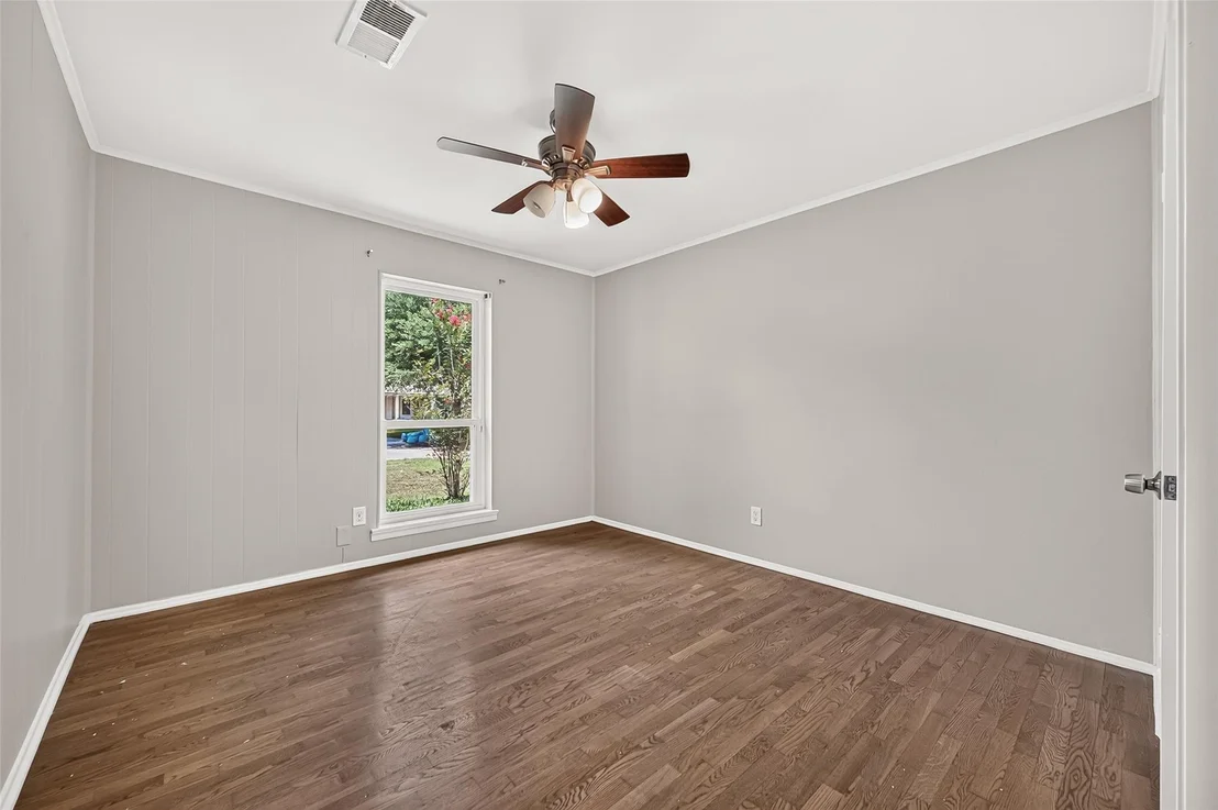 Photo of 6011 Benning Drive