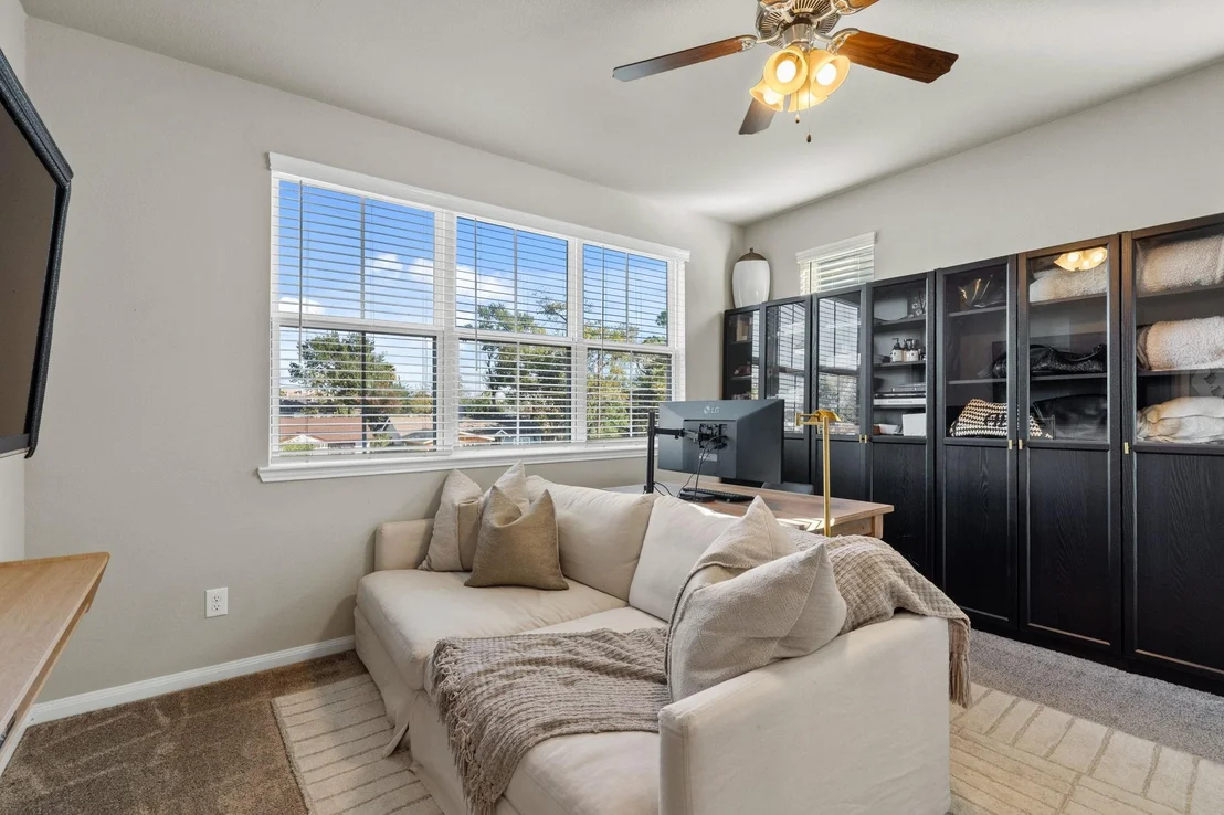 Photo of 5422 Oriente Lane