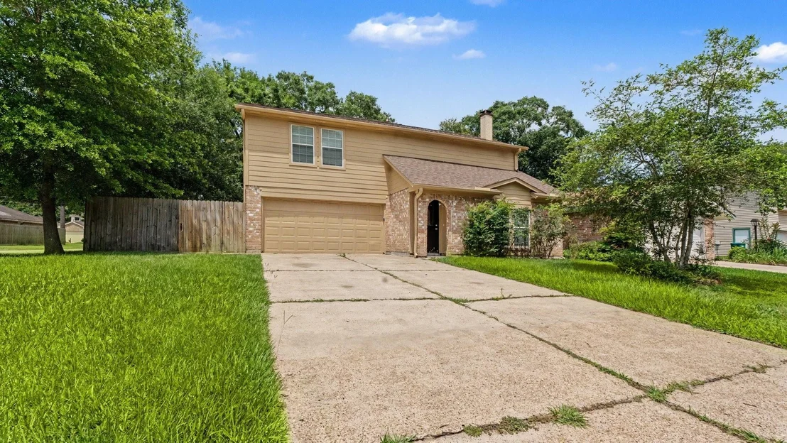 Photo of 28603 Islington Drive