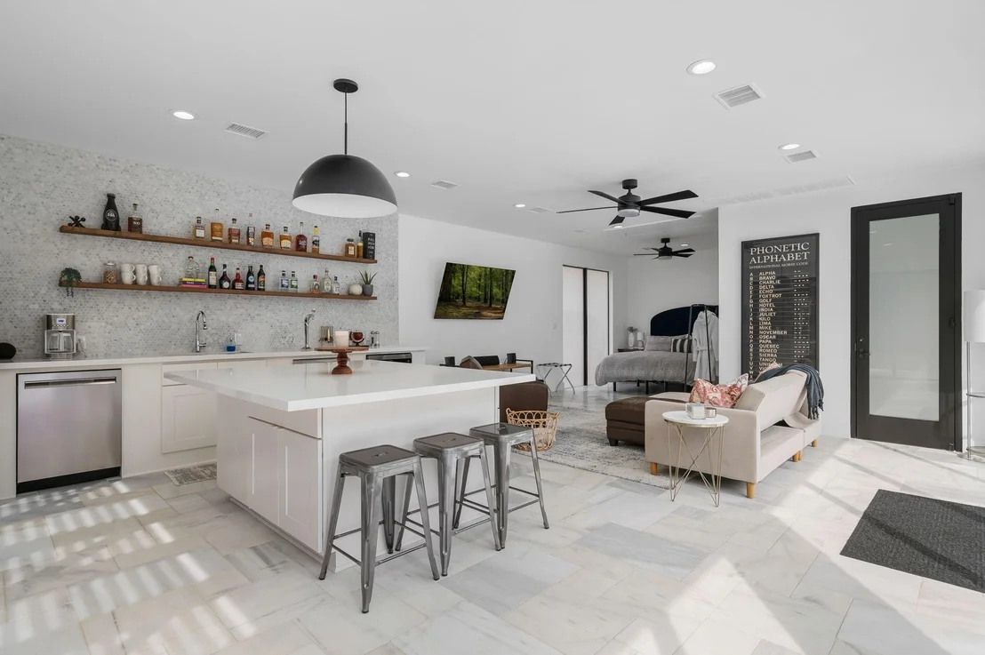 Photo of 10 Riata Drive