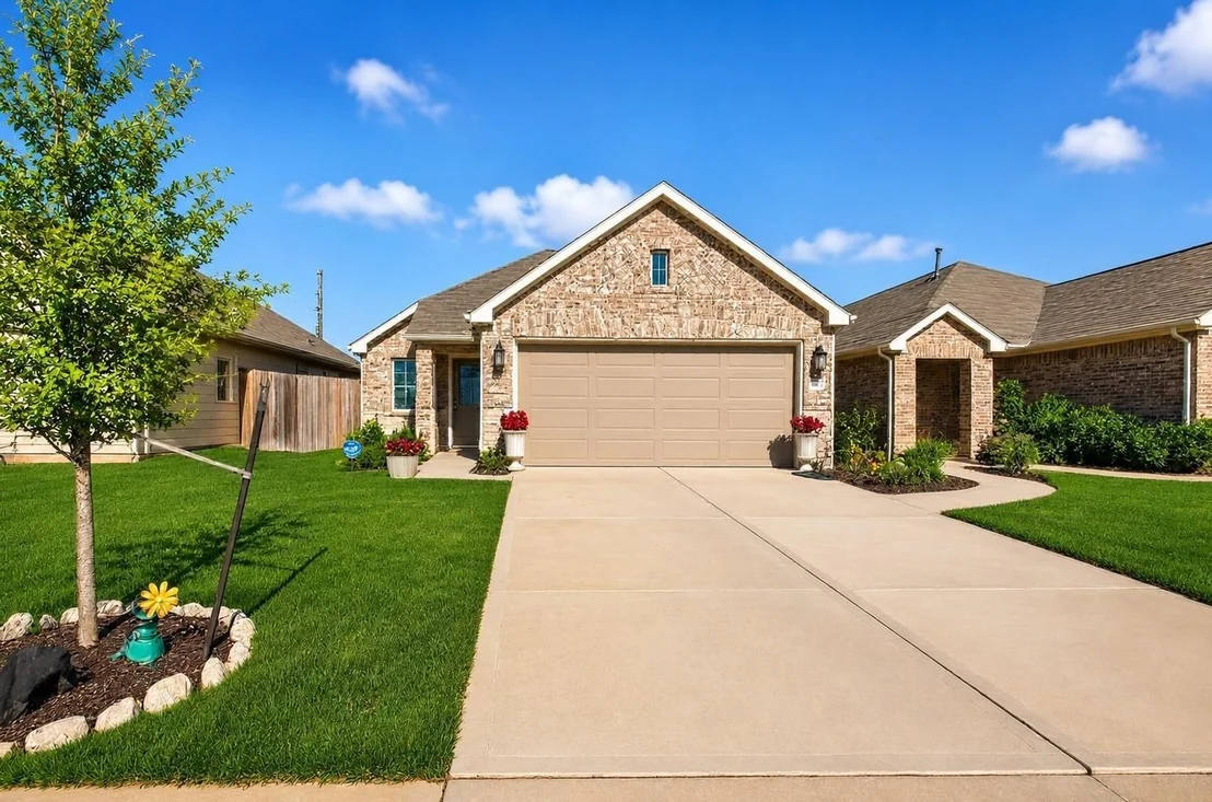 Photo of 228 River Grove Court