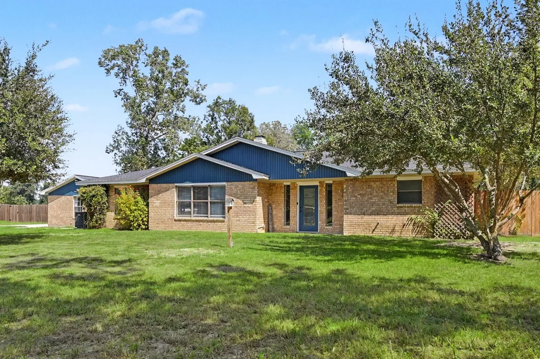 Photo of 17005 White Birch Lane