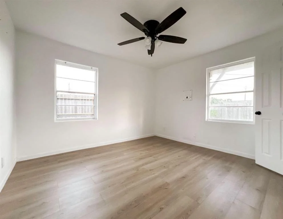 Photo of 6301 Rowan Lane