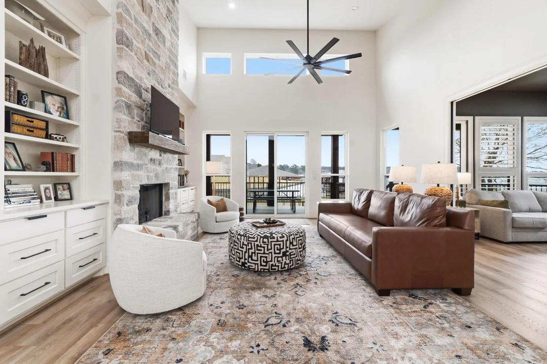 Photo of 255 Peninsula Drive