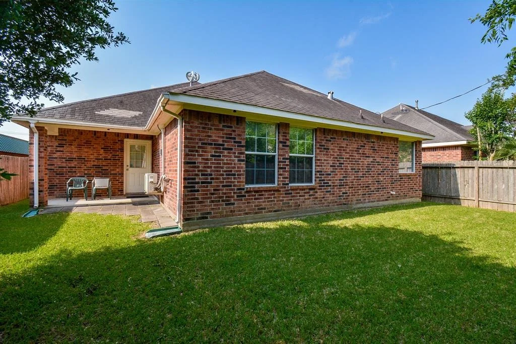Photo of 6650 Roberson Street
