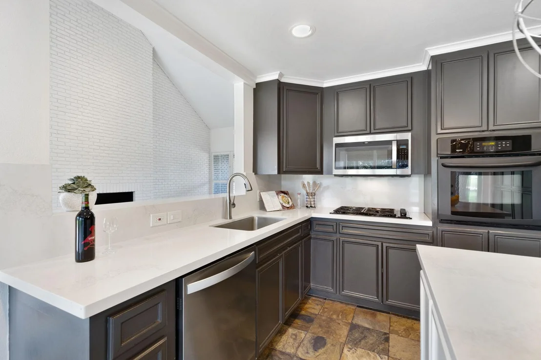 Photo of 6003 Bermuda Dunes Drive