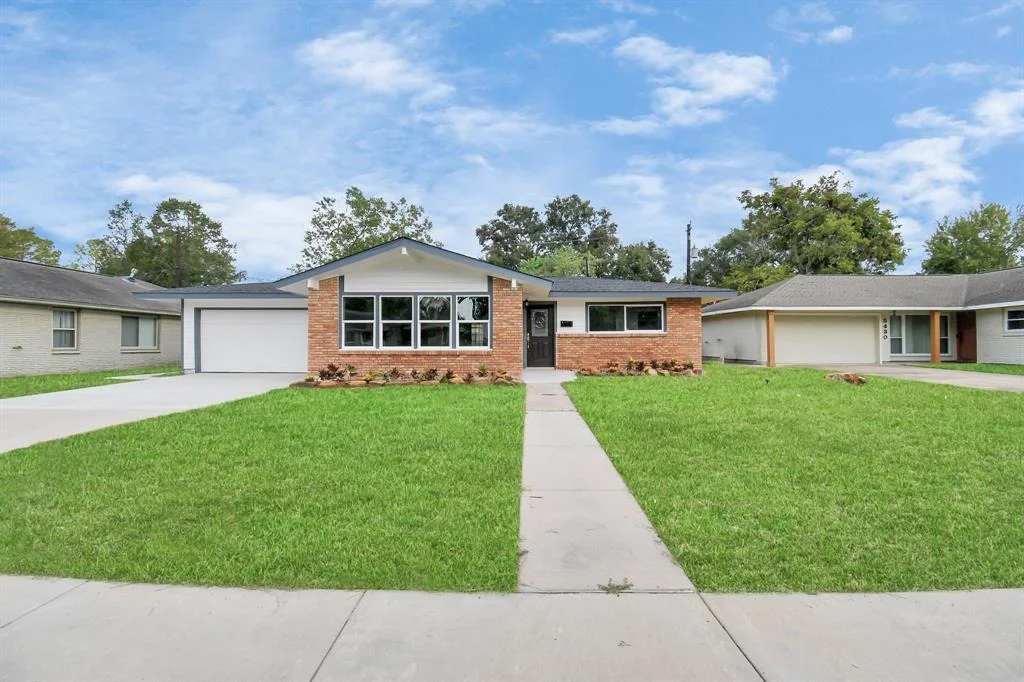 Photo of 5434 Creekbend Drive