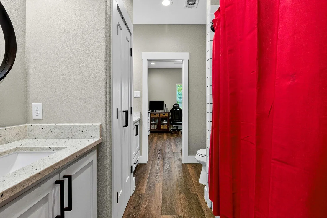 Photo of 950 Brushy Creek Drive