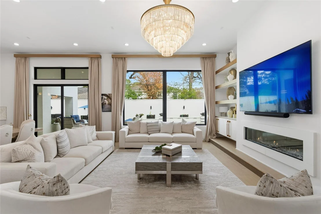 Photo of 13034 Memorial Drive