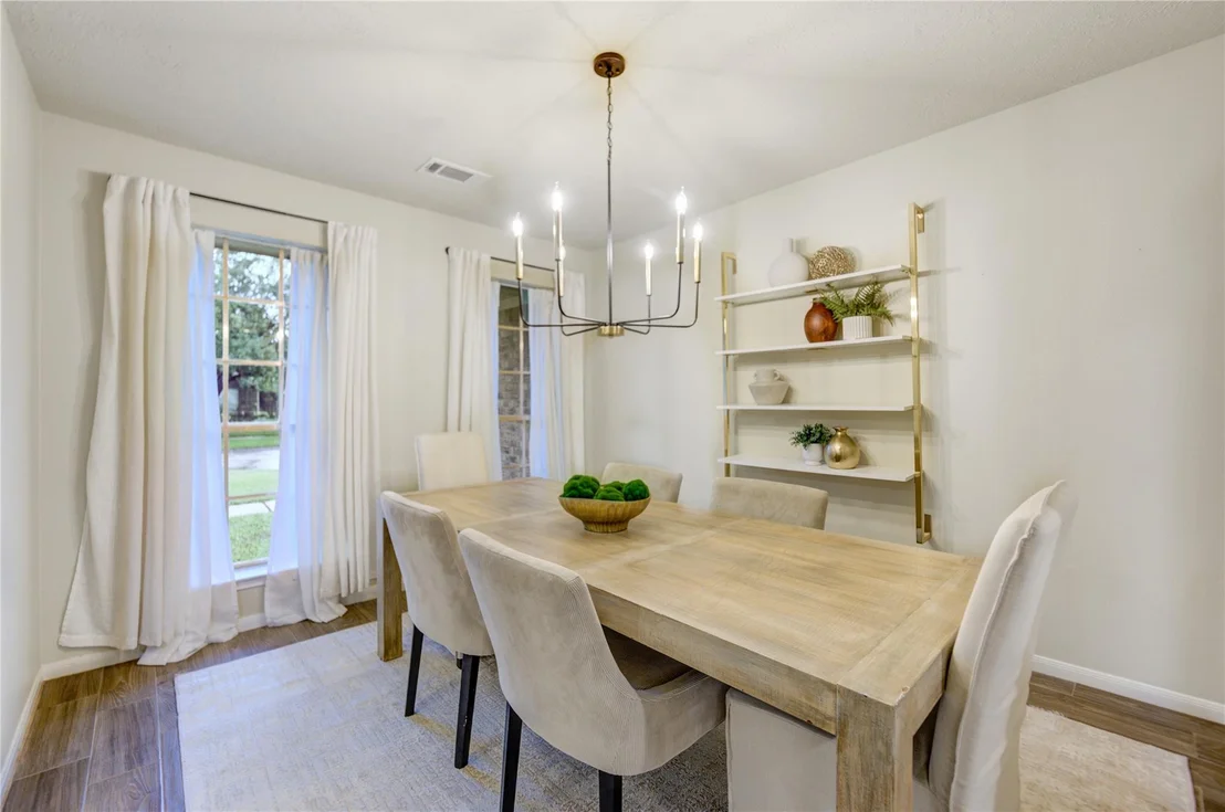 Photo of 2323 Foundary Drive