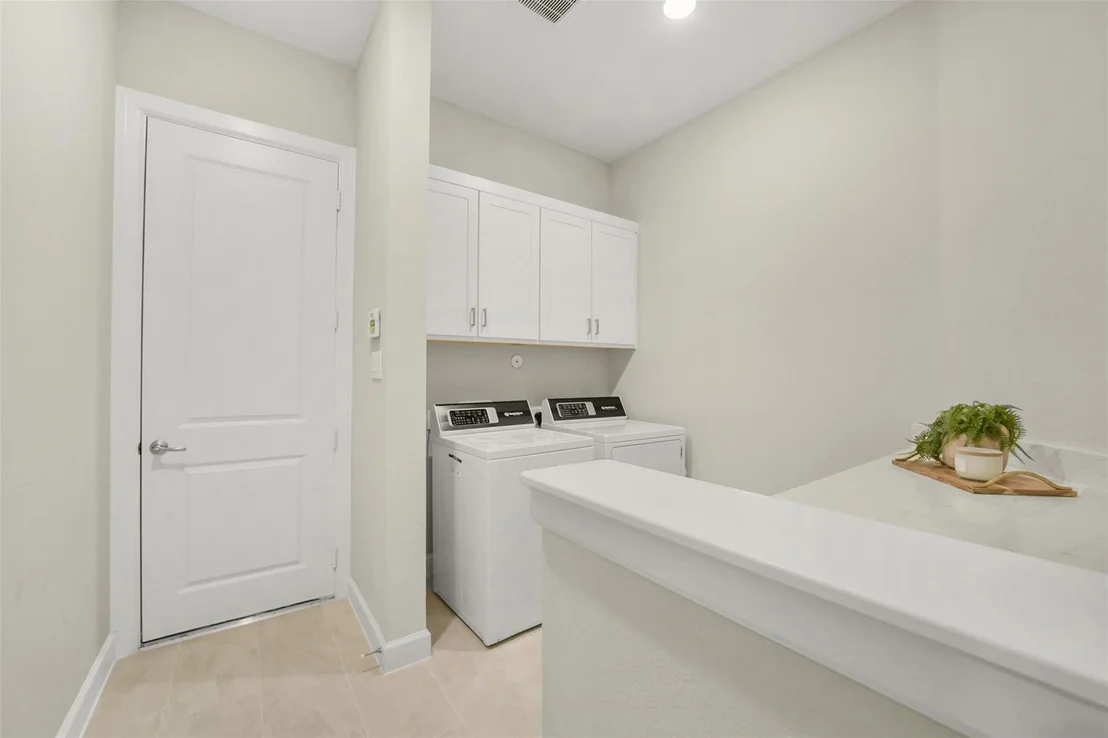 Photo of 1702 Spring View