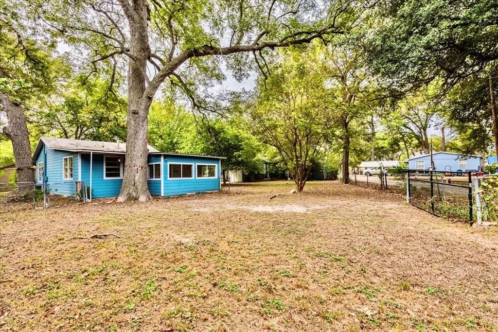 Photo of 1124 Timber Elm