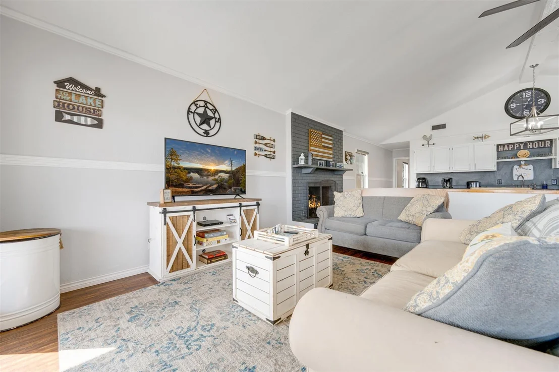 Photo of 1067 Beachside Drive
