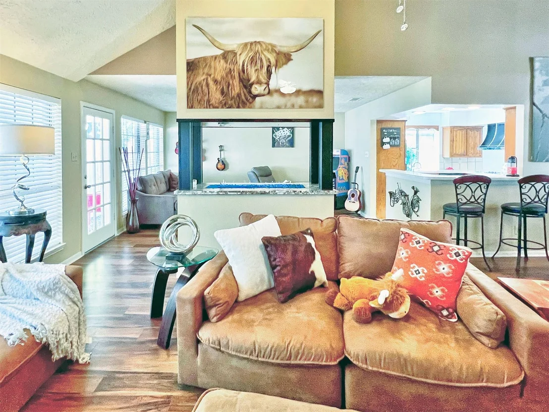 Photo of 12510 Millvan Drive