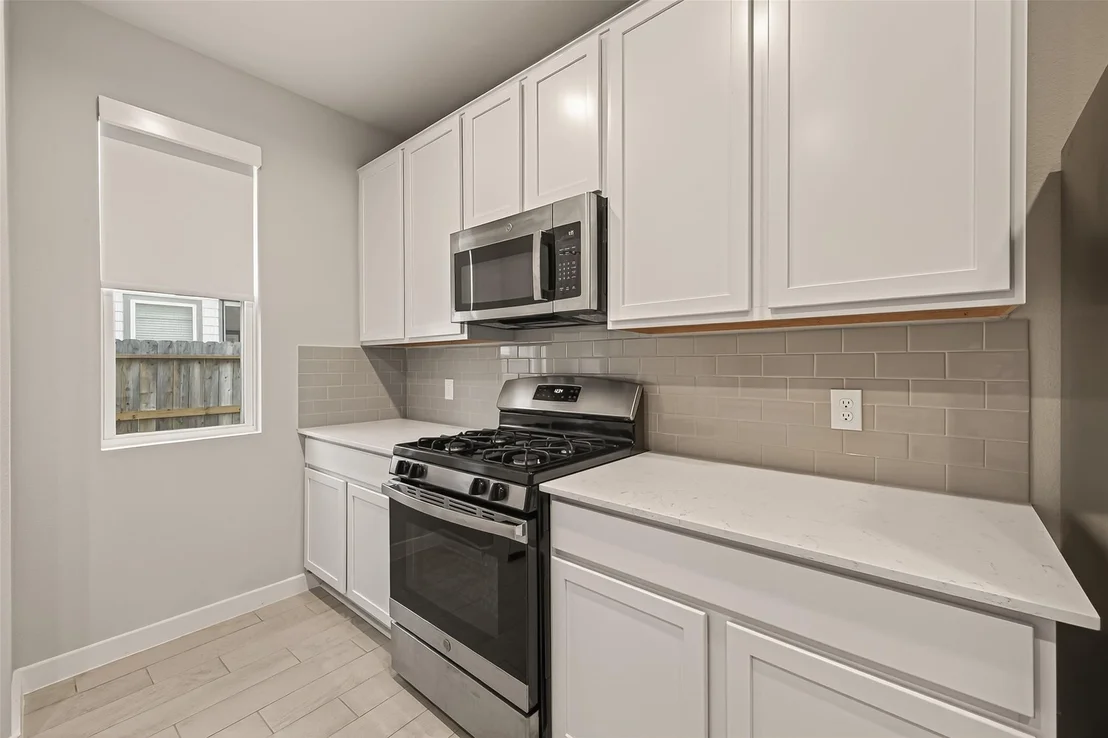 Photo of 2922 Valeria Drive