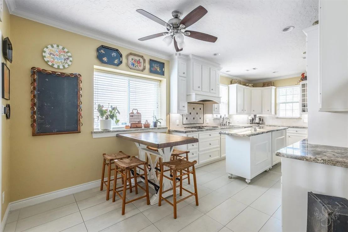 Photo of 1107 Flagmore Drive