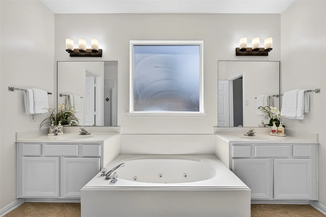 Photo of 13910 Sunset View Drive