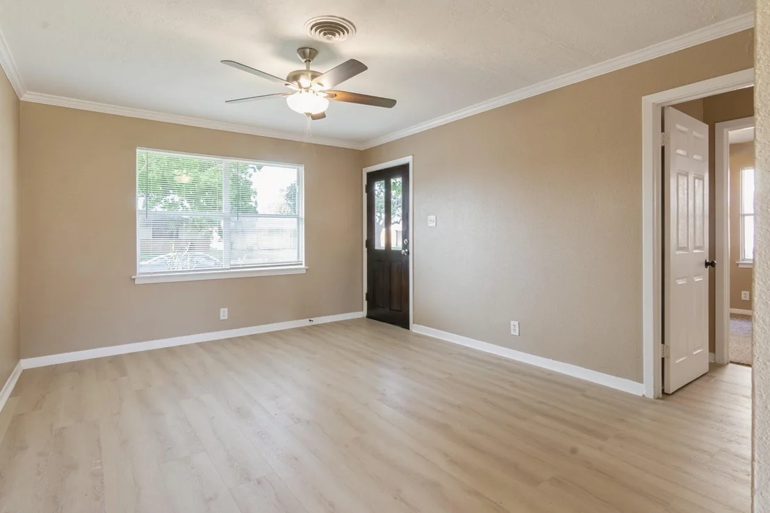 Photo of 3518 Thornwood Drive