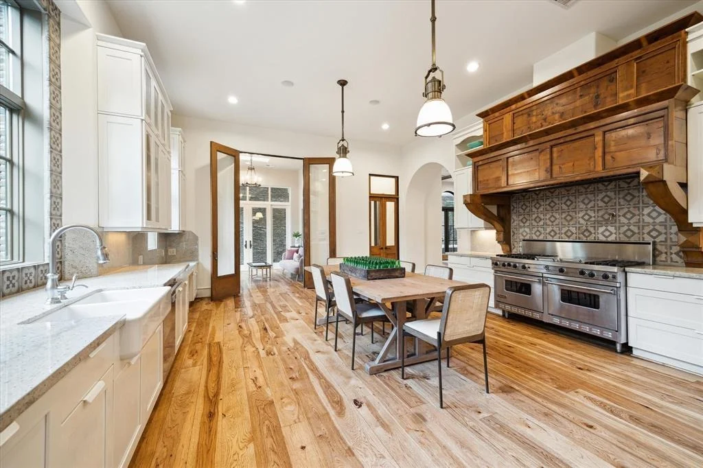 Photo of 5309 Cherokee Street