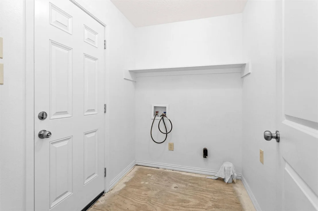 Photo of 5693 Cessna Drive