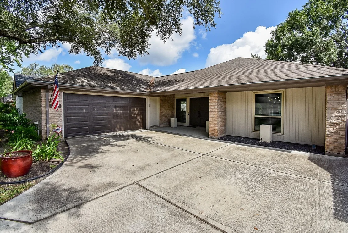 Photo of 14822 Beechmoor Drive