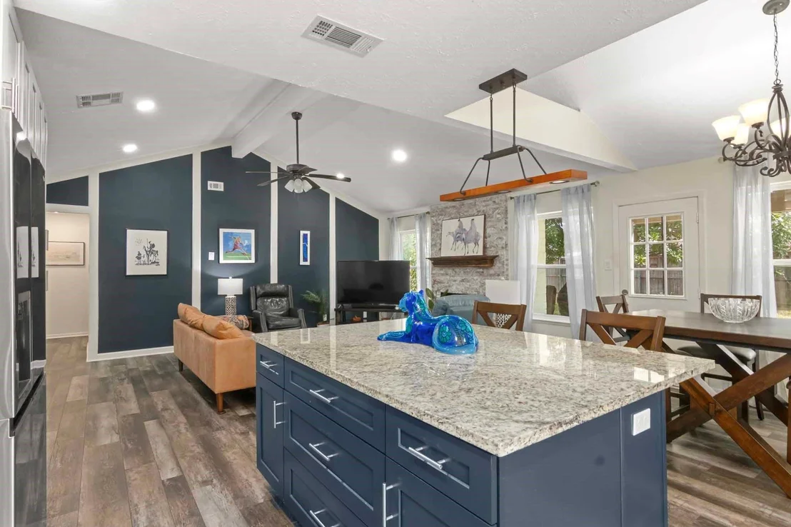 Photo of 2551 Buffalo Trail