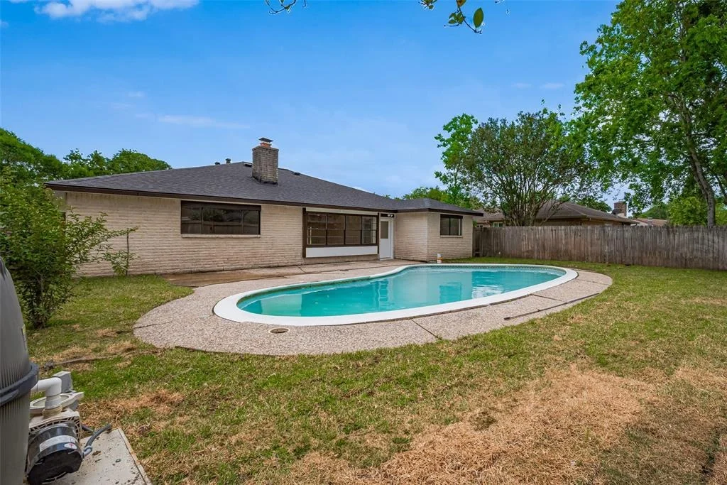 Photo of 839 Voyager Drive
