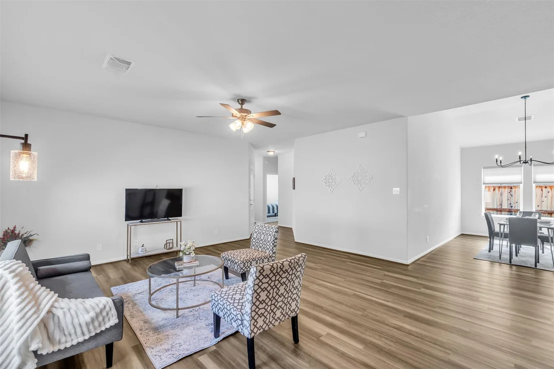 Photo of 1107 Grand Junction Drive