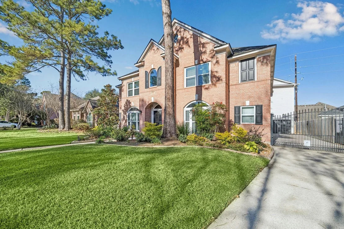 Photo of 4619 Brook Shadow Drive