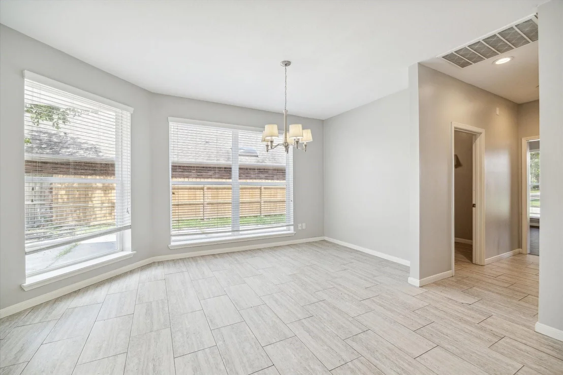 Photo of 6003 Ancient Oaks Drive