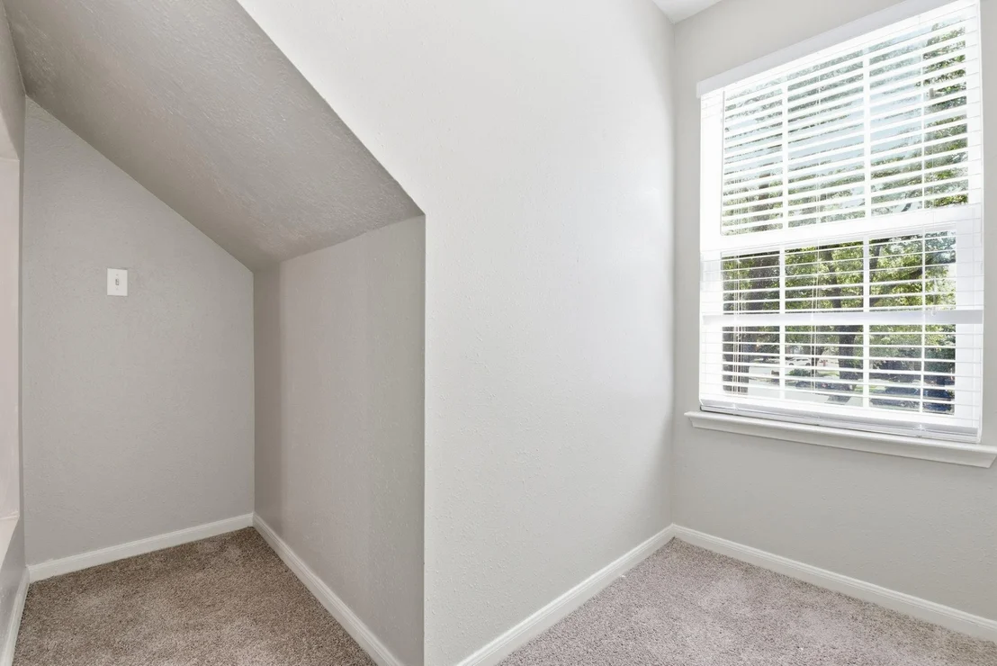 Photo of 3414 Hackberry Court