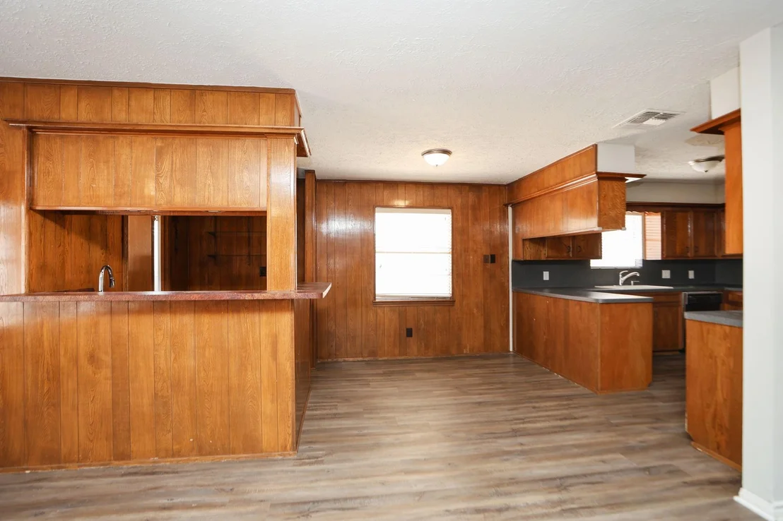 Photo of 815 Park Meadow Drive