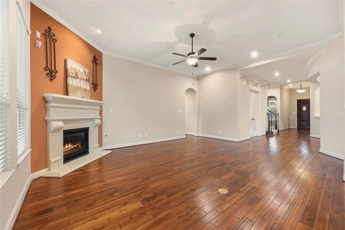 Photo of 5811 Green Meadows Lane