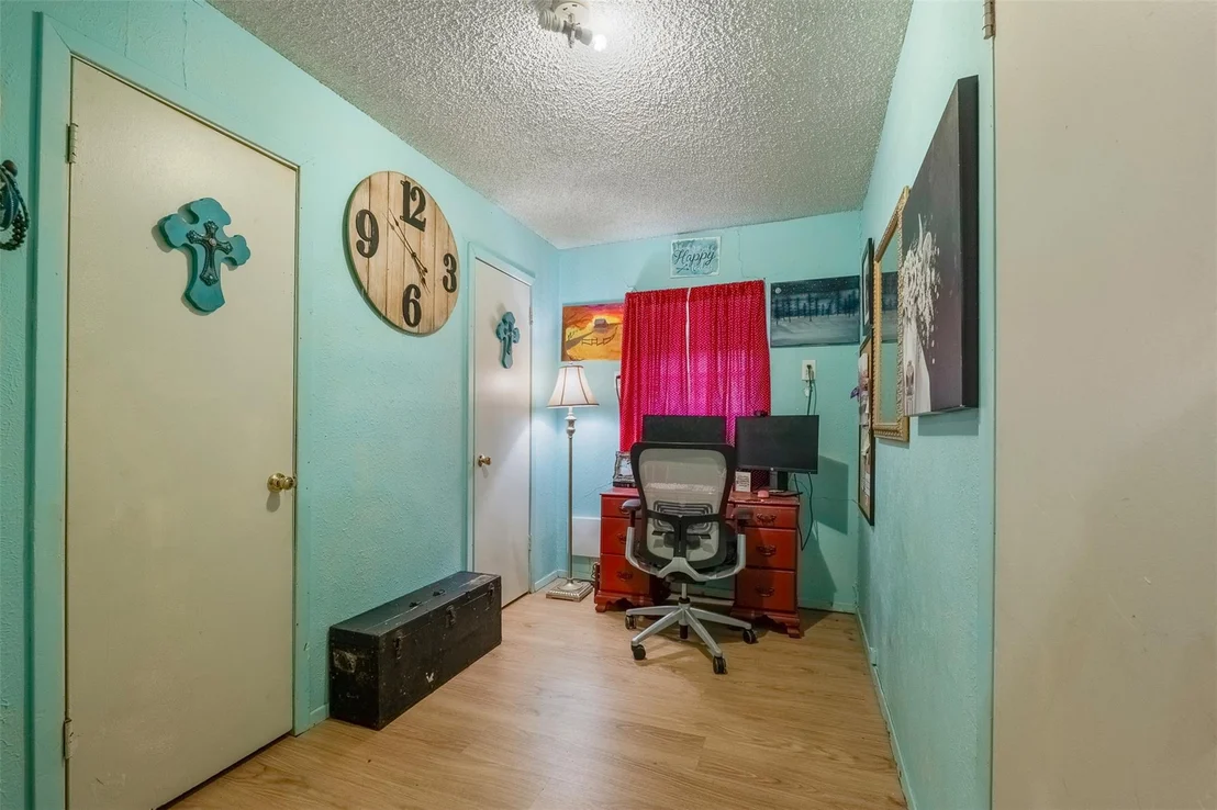 Photo of 280 The Woods Road