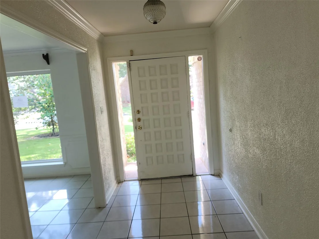 Photo of 20115 Dering Court