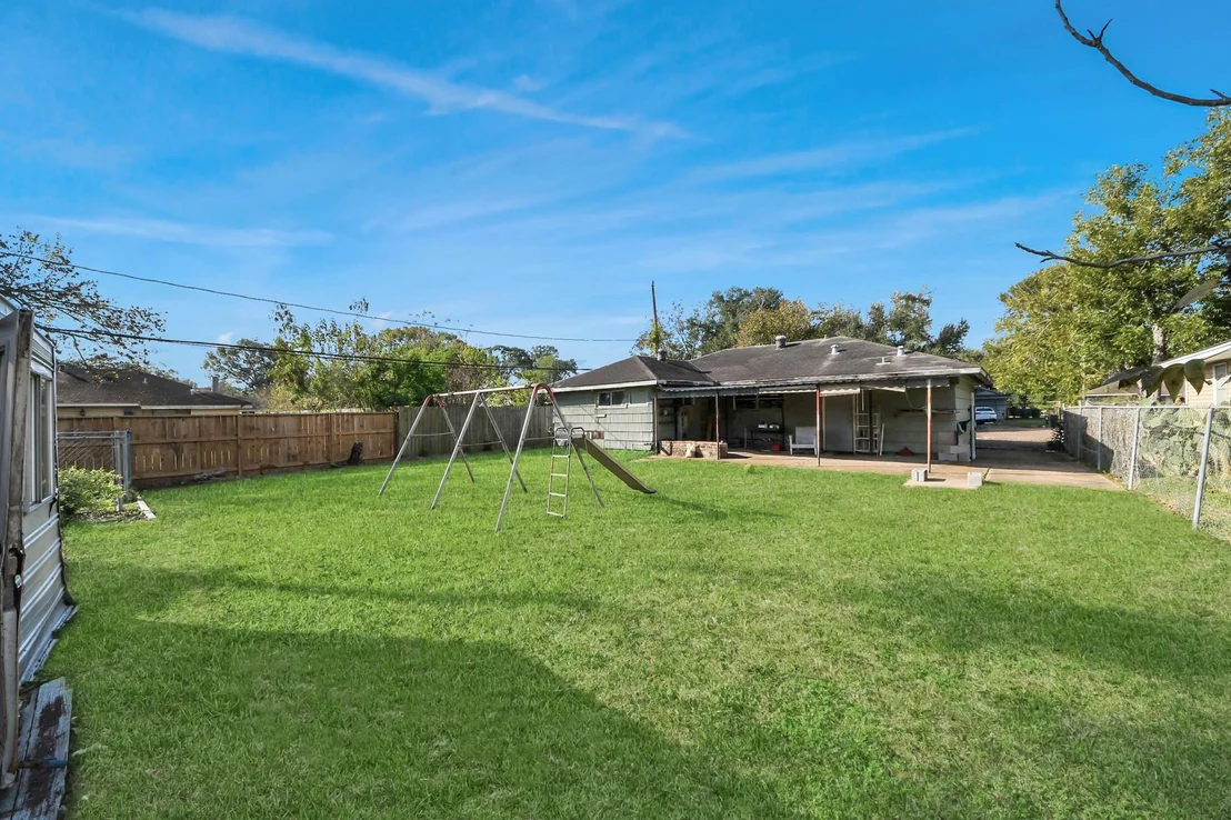 Photo of 14023 Rosecrest Drive