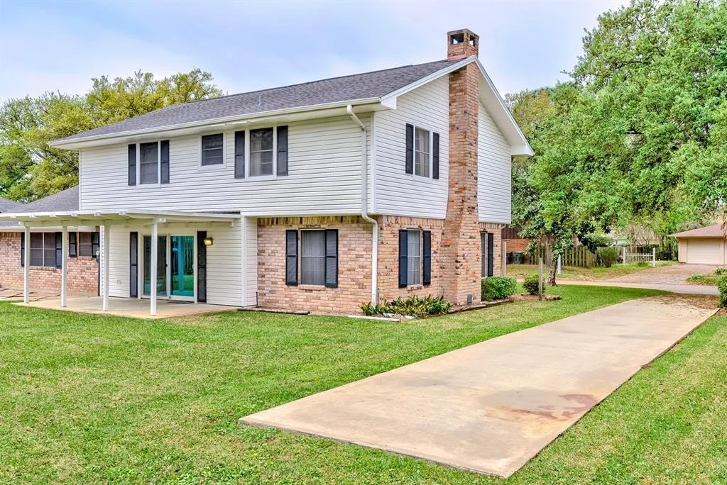 Photo of 4100 Willow Bend Lane