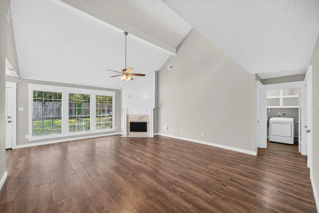 Photo of 2218 Pincher Creek Drive