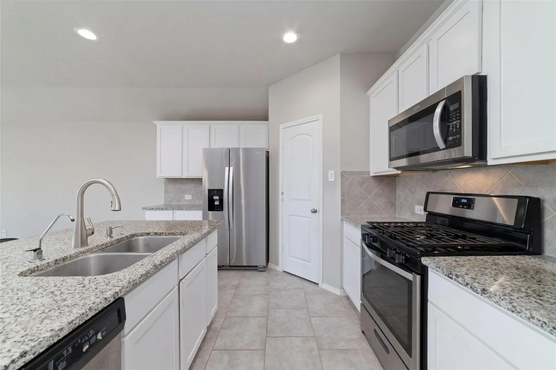 Photo of 24323 Winchelsea Ln Lane